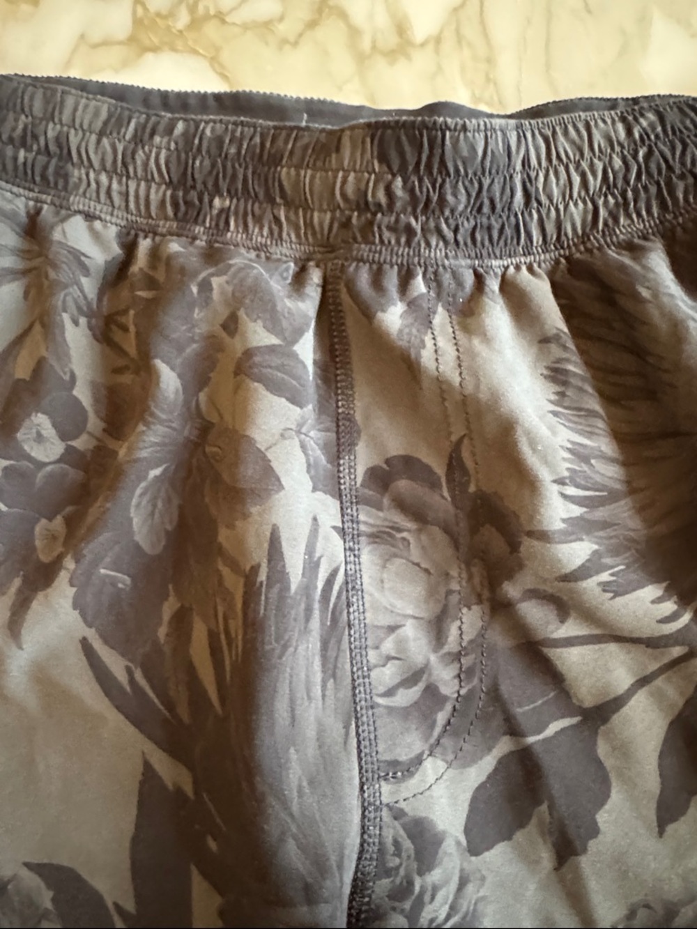 Lululemon Men's Floral Athletic Shorts - Picture 5 of 10
